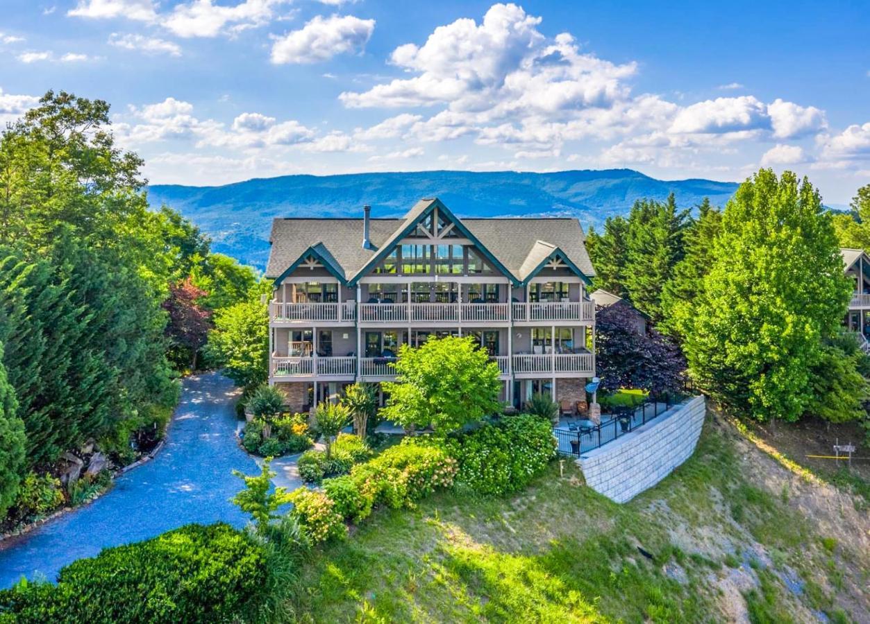 Tanasi Lodge - Reunions, Retreats, Weddings, Family Getaways Sevierville Exterior photo