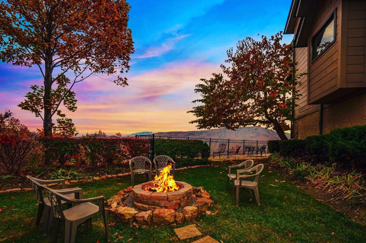 Tanasi Lodge - Reunions, Retreats, Weddings, Family Getaways Sevierville Exterior photo