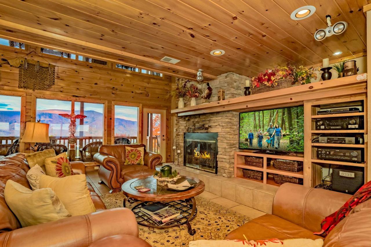 Tanasi Lodge - Reunions, Retreats, Weddings, Family Getaways Sevierville Exterior photo